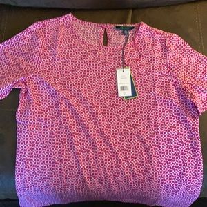 Women’s crew neck blouse size small